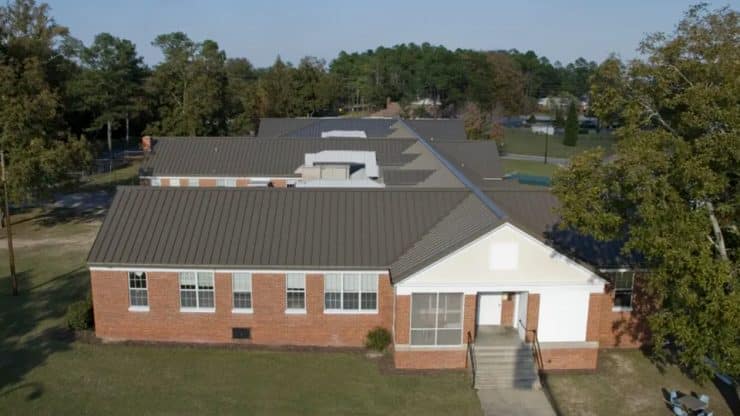 srsroofing college graphic